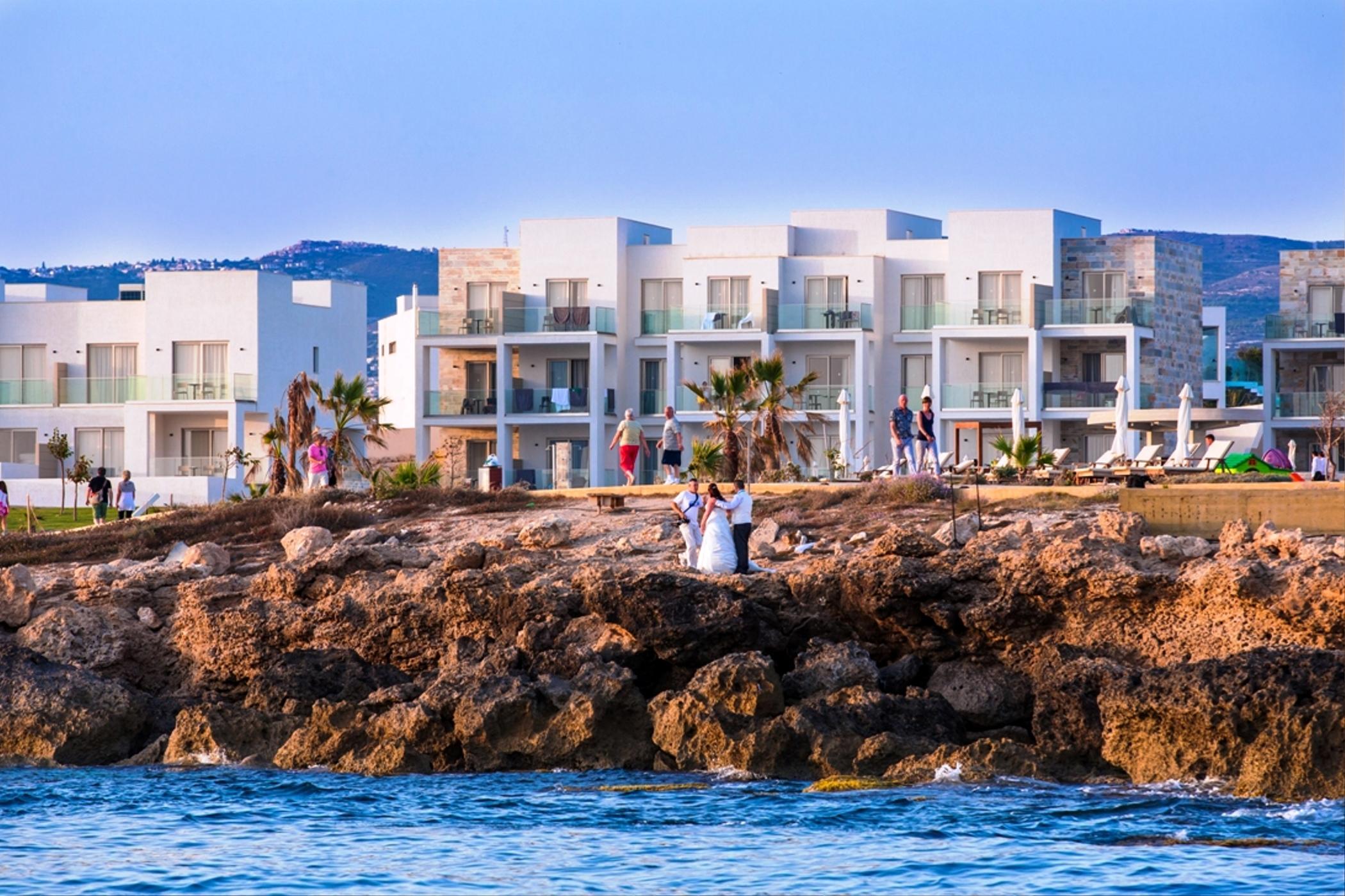 Amphora & 4* Pafos