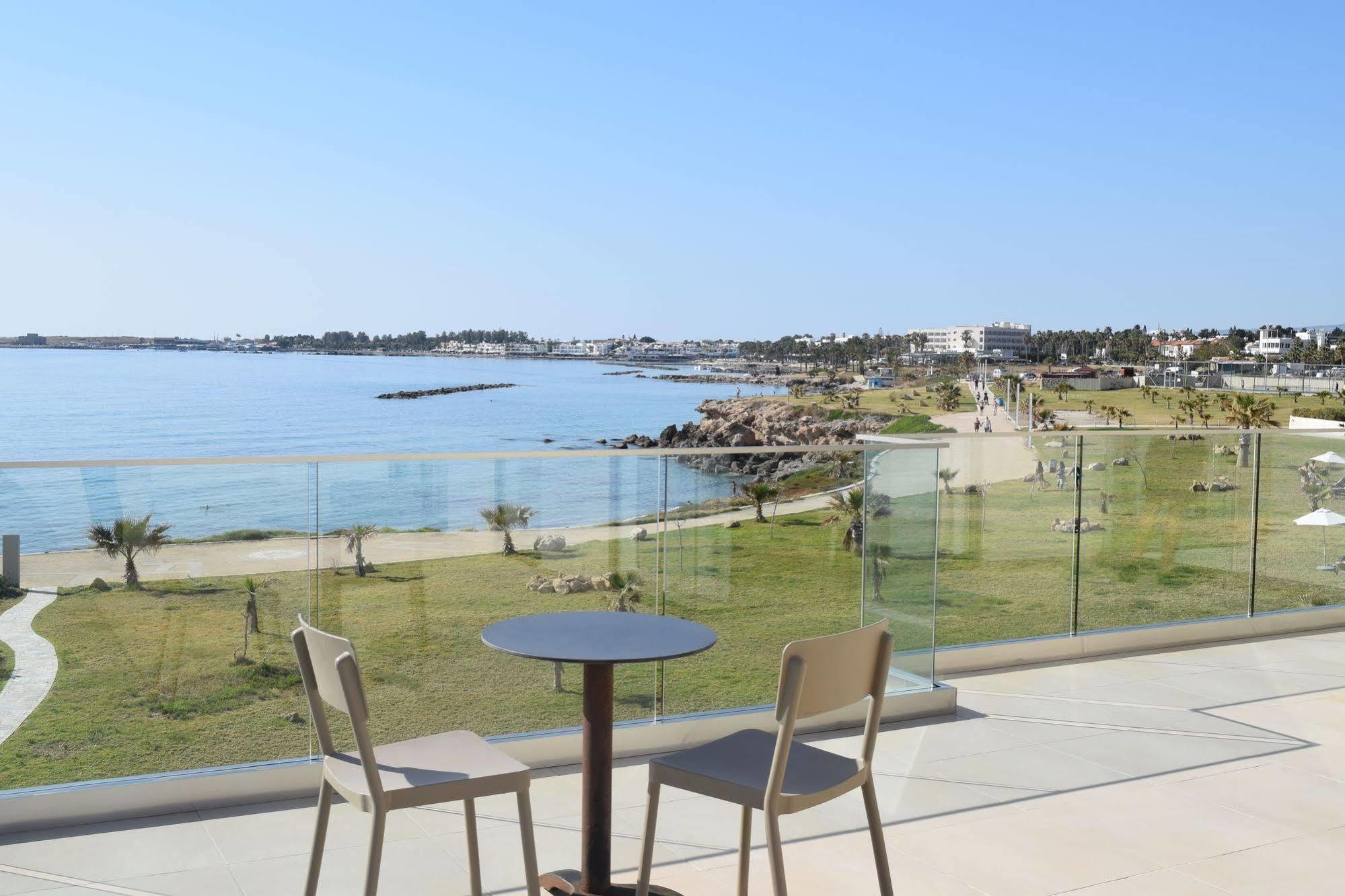 Amphora & Hotel Pafos